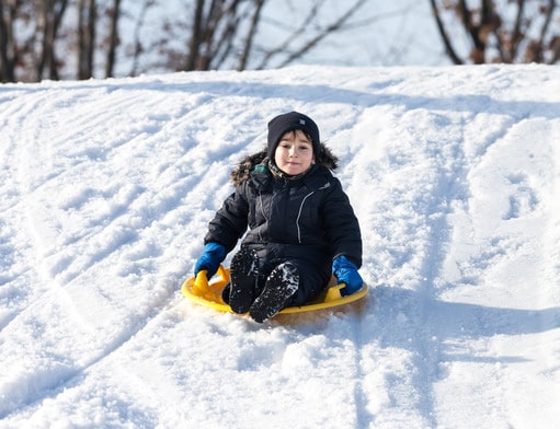 Safe Sledding with Kids on Long Island